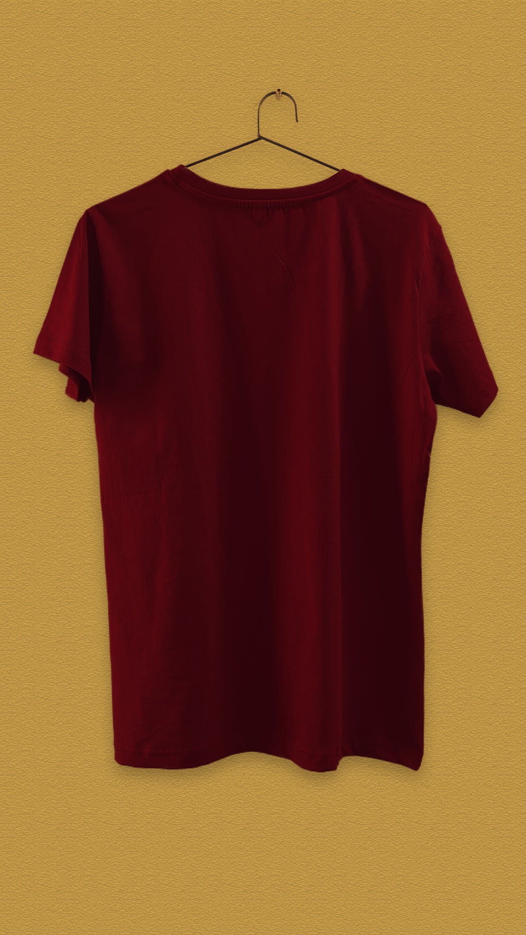 Women's Round Neck Solid Color Tee Shirt - Red